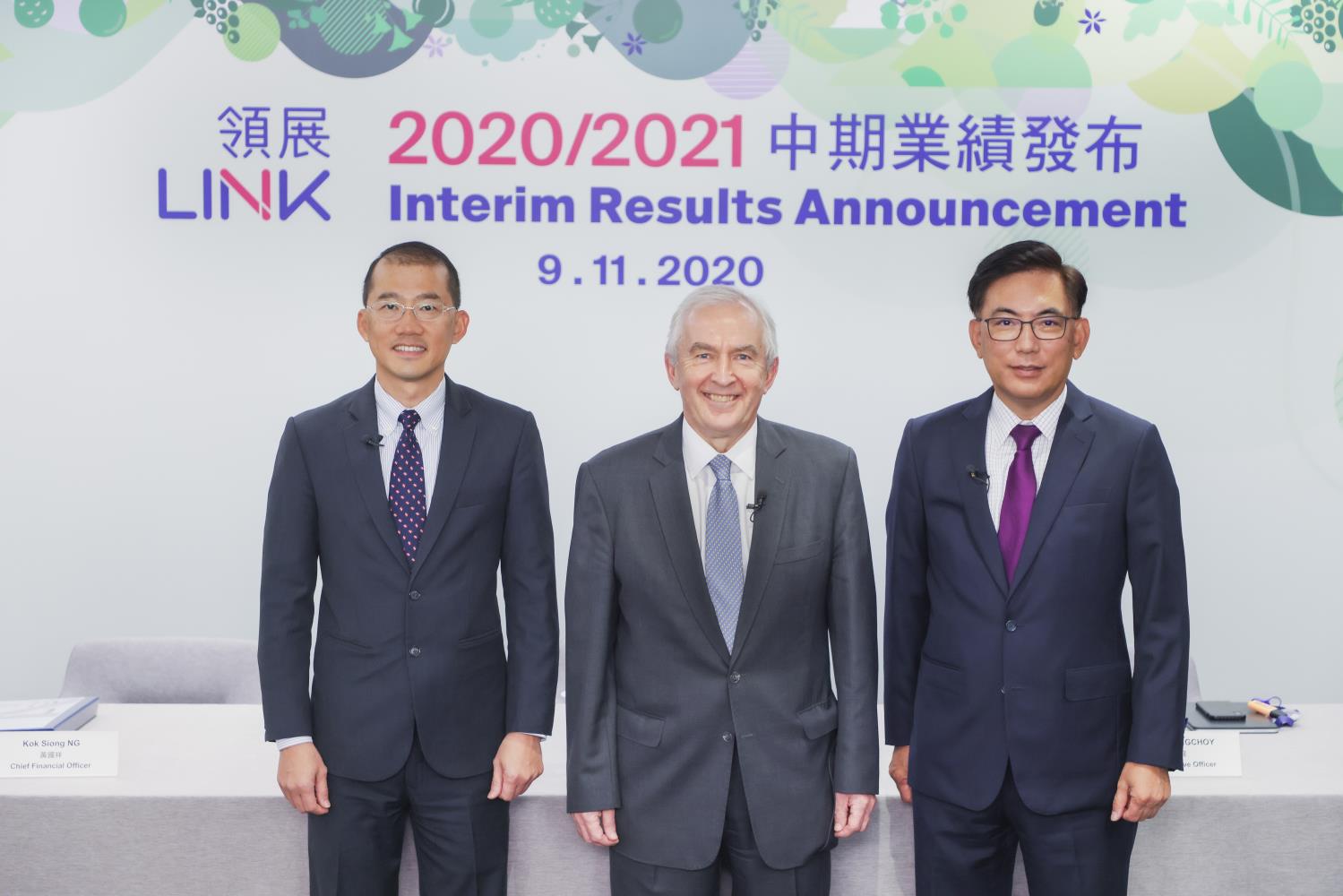 <p>Link’s Chairman of the Board Nicholas Allen (middle), Executive Director and Chief Executive Officer George Hongchoy (right) and Executive Director and Chief Financial Officer Kok-siong Ng (left) announced Link REIT's 2020/2021 interim results and responded to media questions at a webcast conference this afternoon.</p>
